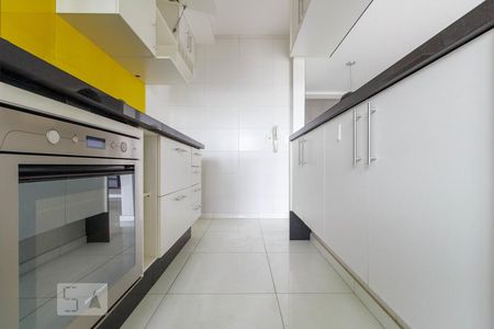 Apartamento à venda com 78m², 2 quartos e 1 vagaCozinha