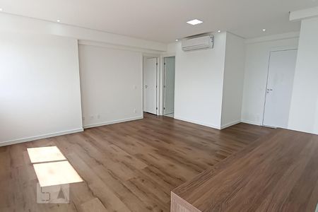 Sala de apartamento para alugar com 1 quarto, 60m² em Alphaville Empresarial, Barueri