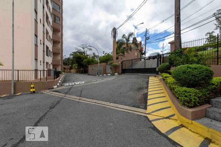 Apartamento à venda com 68m², 2 quartos e 1 vagaÁrea comum