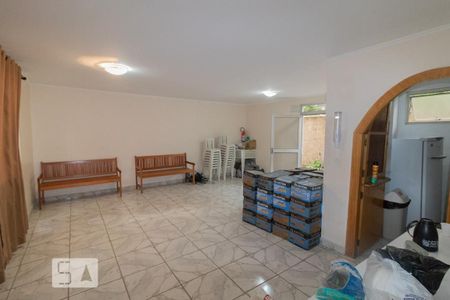 Apartamento para alugar com 48m², 2 quartos e 1 vaga Apartamento para alugar com 48m², 2 quartos e 1 vagaÁrea comum - Salão de festas