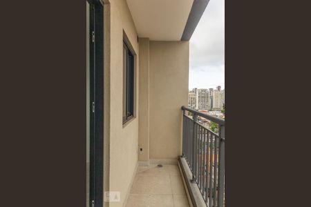 Varanda  de kitnet/studio à venda com 1 quarto, 25m² em Indianópolis, São Paulo