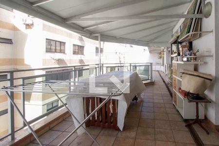 Apartamento à venda com 303m², 3 quartos e 2 vagasVaranda dos quarto