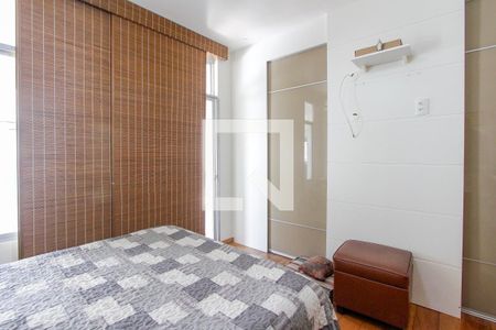 Apartamento à venda com 303m², 3 quartos e 2 vagasQuarto 2 suíte