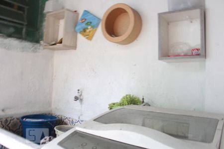 Casa à venda com 500m², 2 quartos e 1 vagalavanderia 