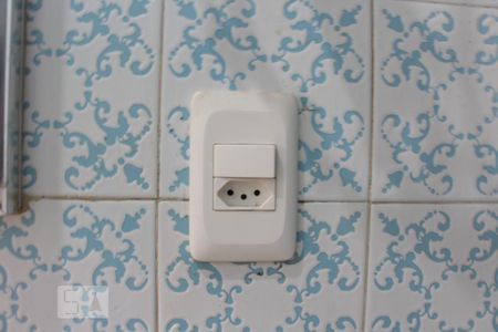 Casa à venda com 500m², 2 quartos e 1 vagaBanheiro