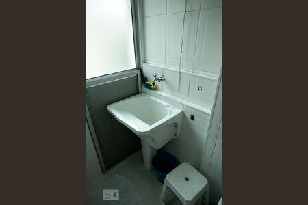 Apartamento à venda com 68m², 3 quartos e 2 vagas Apartamento à venda com 68m², 3 quartos e 2 vagasÁrea de Serviço