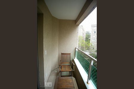 varanda de apartamento para alugar com 3 quartos, 68m² em Paraíso do Morumbi, São Paulo