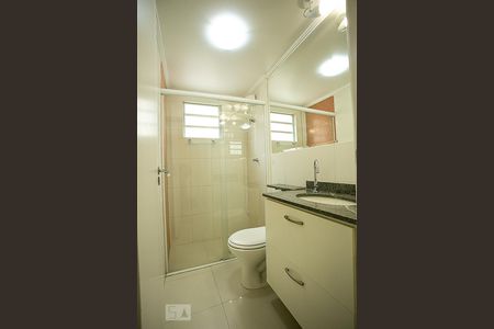 Apartamento à venda com 68m², 3 quartos e 2 vagas Apartamento à venda com 68m², 3 quartos e 2 vagasBanheiro