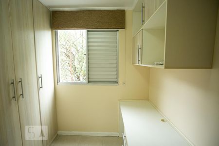 Quarto 1 de apartamento para alugar com 3 quartos, 68m² em Paraíso do Morumbi, São Paulo