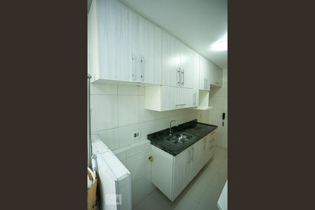 Apartamento à venda com 68m², 3 quartos e 2 vagas Apartamento à venda com 68m², 3 quartos e 2 vagasCozinha