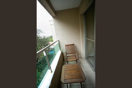 varanda de apartamento para alugar com 3 quartos, 68m² em Paraíso do Morumbi, São Paulo