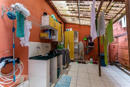 Casa à venda com 192m², 4 quartos e 3 vagas Casa à venda com 192m², 4 quartos e 3 vagasCozinha