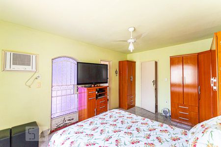 Suite  de casa à venda com 4 quartos, 192m² em Fonseca, Niterói