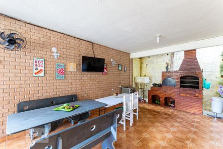 Casa à venda com 192m², 4 quartos e 3 vagas Casa à venda com 192m², 4 quartos e 3 vagasEspaço Gourmet