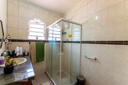 Casa à venda com 192m², 4 quartos e 3 vagas Casa à venda com 192m², 4 quartos e 3 vagasBanheiro da Suíte