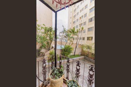 Sacada da Sala de apartamento à venda com 2 quartos, 55m² em Vila Marieta, São Paulo