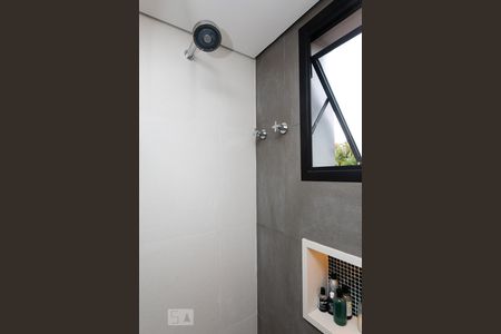 Casa à venda com 496m², 4 quartos e 4 vagas Casa à venda com 496m², 4 quartos e 4 vagasBanheiro da Suíte 1