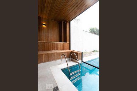 Casa à venda com 496m², 4 quartos e 4 vagas Casa à venda com 496m², 4 quartos e 4 vagasSauna