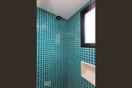 Casa à venda com 496m², 4 quartos e 4 vagas Casa à venda com 496m², 4 quartos e 4 vagasBanheiro da Suíte 4