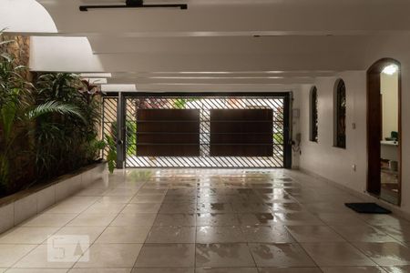 Garagem de casa à venda com 4 quartos, 433m² em Planalto Paulista, São Paulo