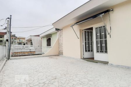 Casa à venda com 190m², 3 quartos e 2 vagas Casa à venda com 190m², 3 quartos e 2 vagasVaranda da Suíte