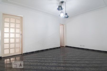 Casa à venda com 190m², 3 quartos e 2 vagas Casa à venda com 190m², 3 quartos e 2 vagasSala de Jantar