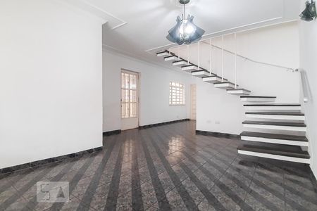 Casa à venda com 190m², 3 quartos e 2 vagas Casa à venda com 190m², 3 quartos e 2 vagasSala