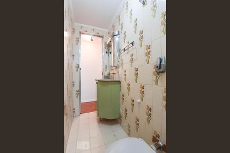 Casa à venda com 190m², 3 quartos e 2 vagas Casa à venda com 190m², 3 quartos e 2 vagasBanheiro da Suíte