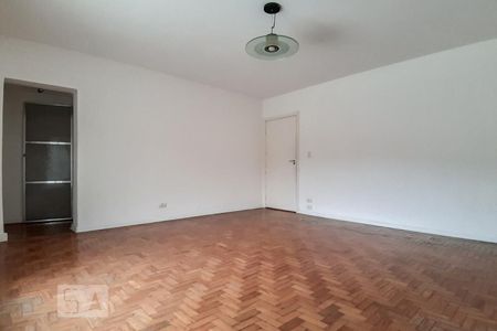 Casa à venda com 190m², 3 quartos e 2 vagas Casa à venda com 190m², 3 quartos e 2 vagasSuíte