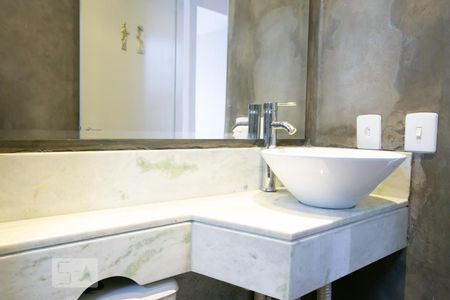 Apartamento à venda com 93m², 3 quartos e 1 vagaDetalhe banheiro