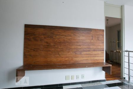 Apartamento à venda com 93m², 3 quartos e 1 vagaSala de TV