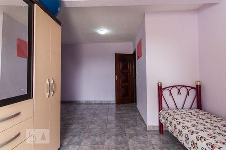 Casa à venda com 195m², 3 quartos e 2 vagasQuarto 3