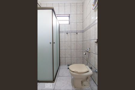 Casa à venda com 195m², 3 quartos e 2 vagasBanheiro