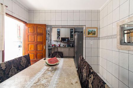 Casa à venda com 195m², 3 quartos e 2 vagasCozinha