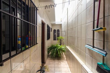 Casa à venda com 195m², 3 quartos e 2 vagasÁrea de serviço