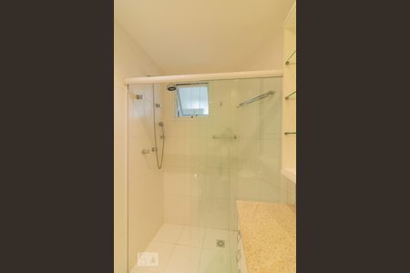 Apartamento à venda com 120m², 2 quartos e 3 vagasBanheiro Suíte 2