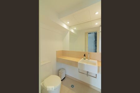 Apartamento à venda com 120m², 2 quartos e 3 vagasLavabo