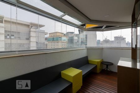 Apartamento à venda com 120m², 2 quartos e 3 vagasVaranda