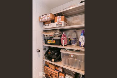 Apartamento à venda com 103m², 2 quartos e 2 vagasBanheiro de Serviço