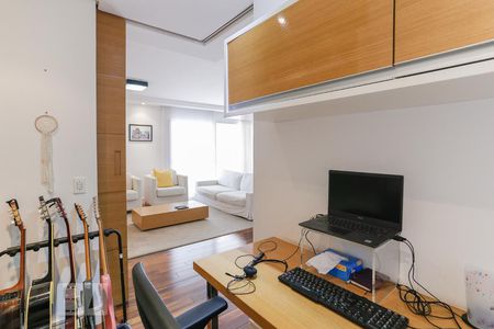 Apartamento à venda com 103m², 2 quartos e 2 vagasEscritório