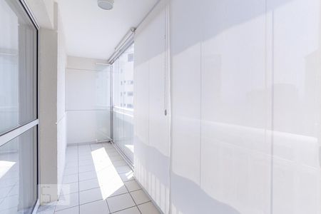 Apartamento à venda com 103m², 2 quartos e 2 vagasVaranda