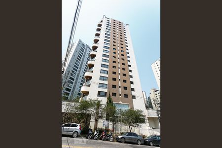 Apartamento à venda com 170m², 3 quartos e 3 vagasFachada