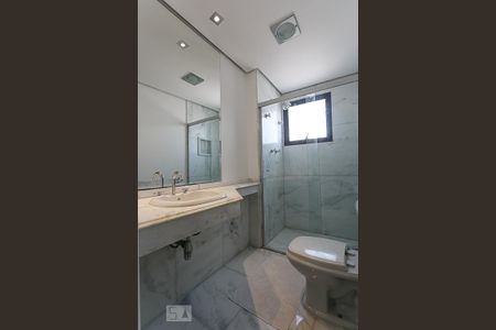 Apartamento à venda com 170m², 3 quartos e 3 vagasBanheiro da Suíte 2