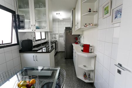 Apartamento à venda com 170m², 3 quartos e 3 vagascozinha 