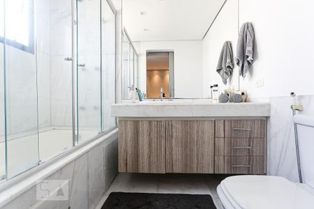 Apartamento à venda com 170m², 3 quartos e 3 vagasBanheiro da Suíte 3