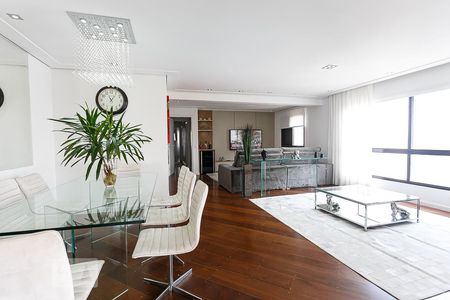 Apartamento à venda com 170m², 3 quartos e 3 vagassala