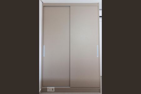 Apartamento para alugar com 32m², 1 quarto e 1 vagaSuíte - Armários