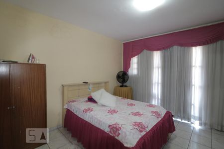 Casa para alugar com 300m², 3 quartos e 3 vagasSuite 