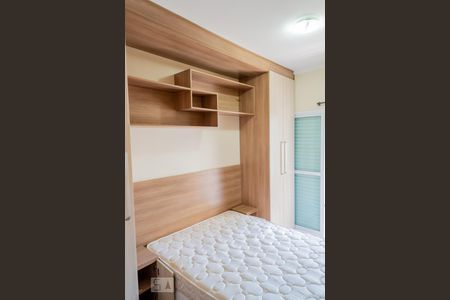 Armário de casa de condomínio para alugar com 2 quartos, 109m² em Vila Alzira, Santo André