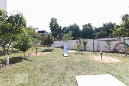 Apartamento à venda com 47m², 2 quartos e 1 vagaÁrea Comum - Playground